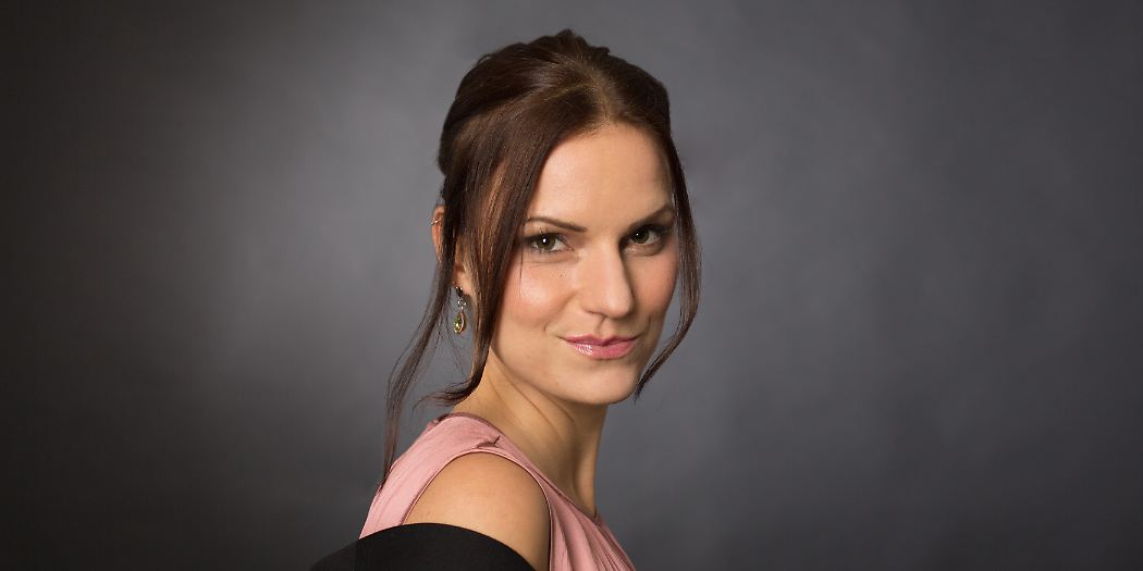 Louisa-9898-Edit.jpg